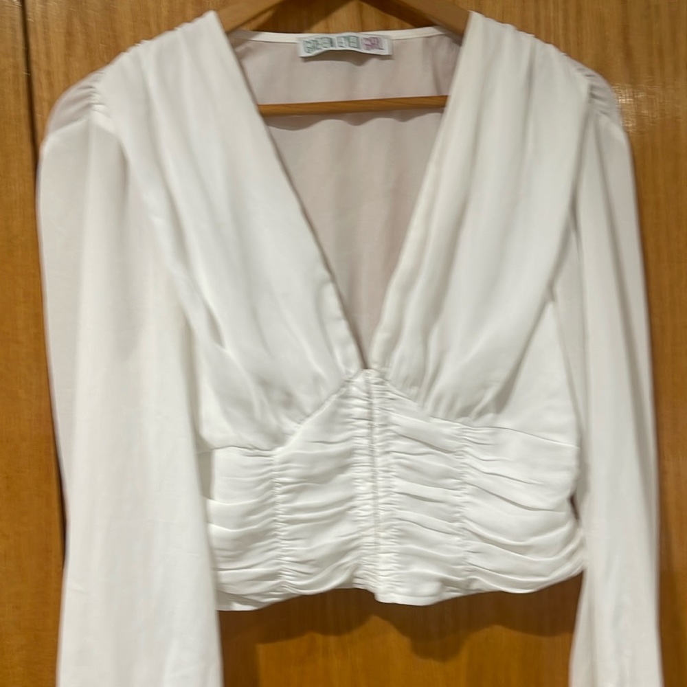 White chiffon crinkle waisted blouse